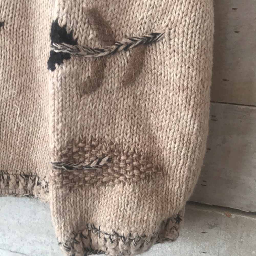 Siegrid Olsen Cozy Beige Patterned Sweater - Picture 8 of 10